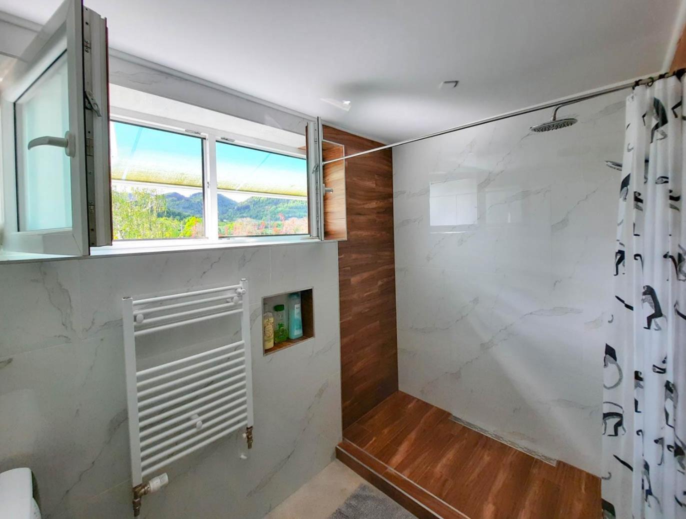 Deerwood Villa-Modern Cozy Apartment With Castle View Bled Eksteriør bilde