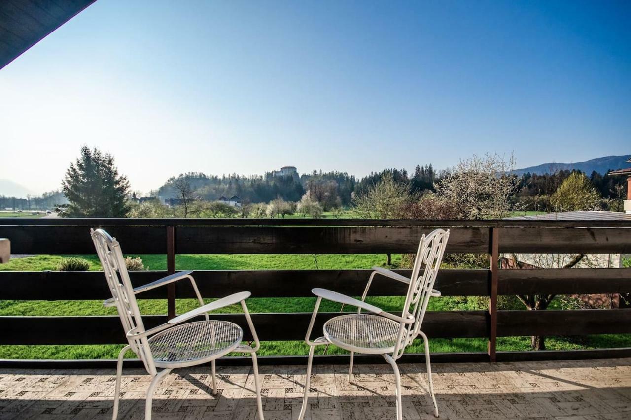 Deerwood Villa-Modern Cozy Apartment With Castle View Bled Eksteriør bilde